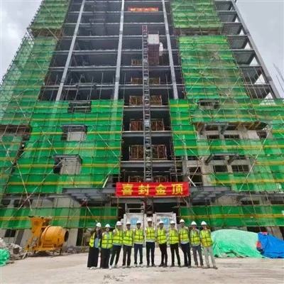 Construção de estrutura de aço de vários- andares